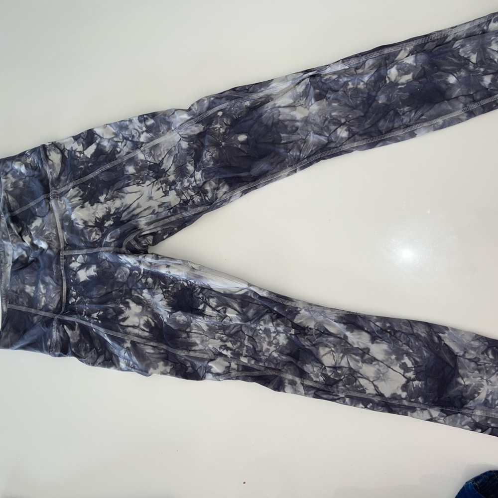 Athleta Tye Dye leggings